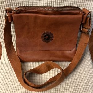 Kangaroo Australia Crossbody Bag